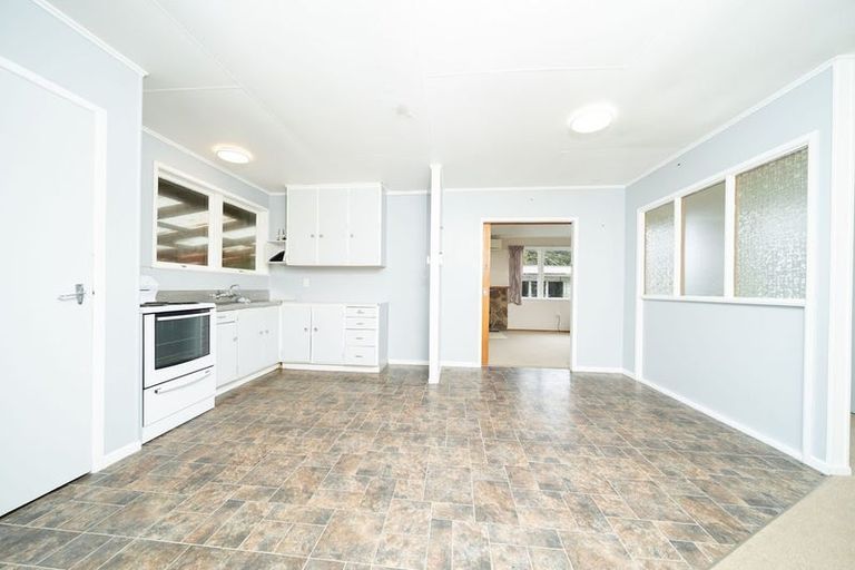 Photo of property in 87 Valley Road, Hikurangi, 0114