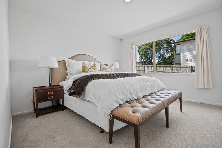 Photo of property in 1/14 Elliott Avenue, Bayview, Auckland, 0629