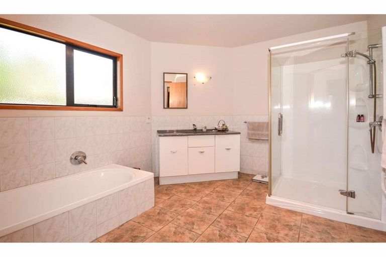 Photo of property in 4 Skudders Beach Road, Kerikeri, 0294