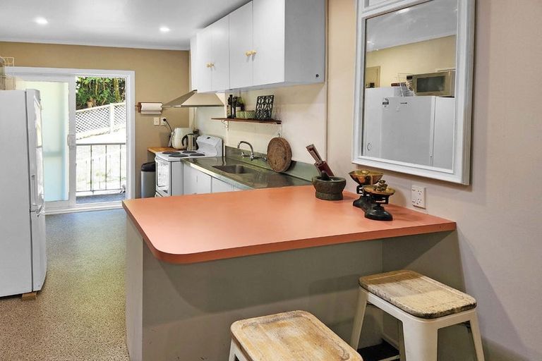 Photo of property in Recreation Reserve, 6/273 Grounsell Crescent, Belmont, Lower Hutt, 5010