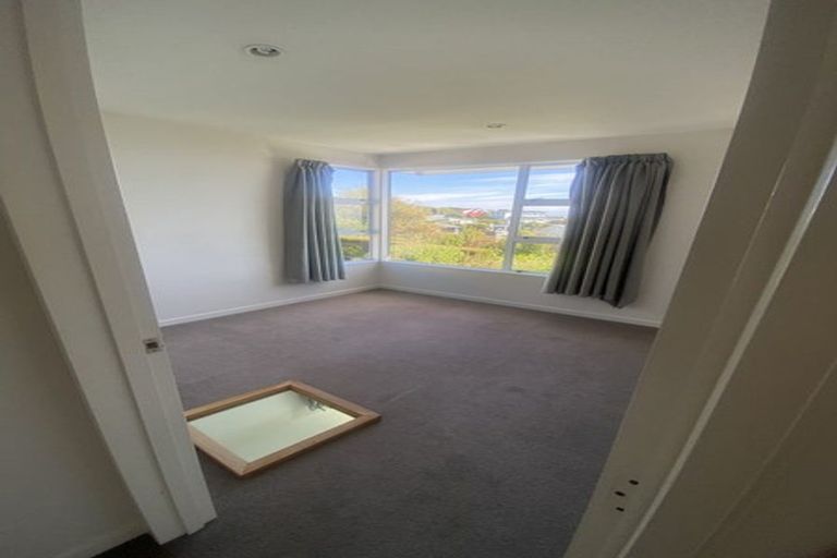 Photo of property in 1/5a Madeley Road, Mount Pleasant, Christchurch, 8081