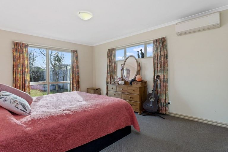 Photo of property in 31 Melford Close, Rangiora, 7400