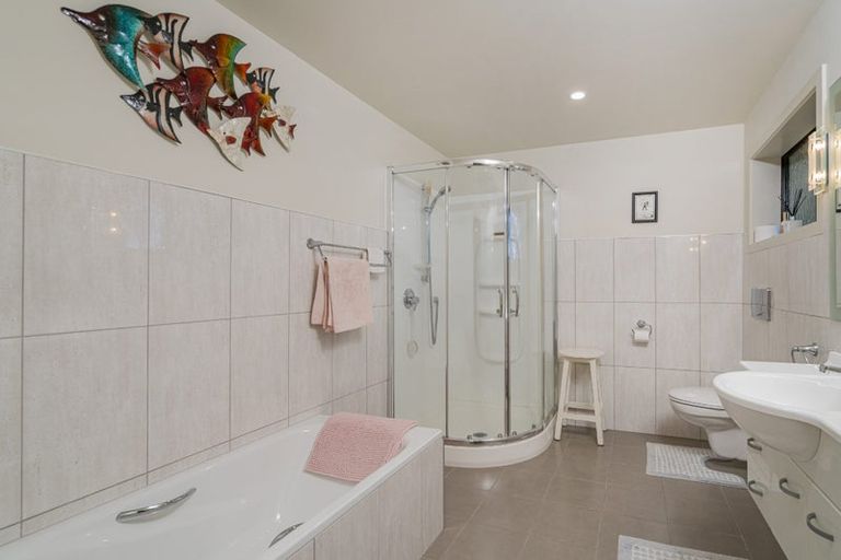 Photo of property in 69 Centennial Drive, Whitianga, 3510