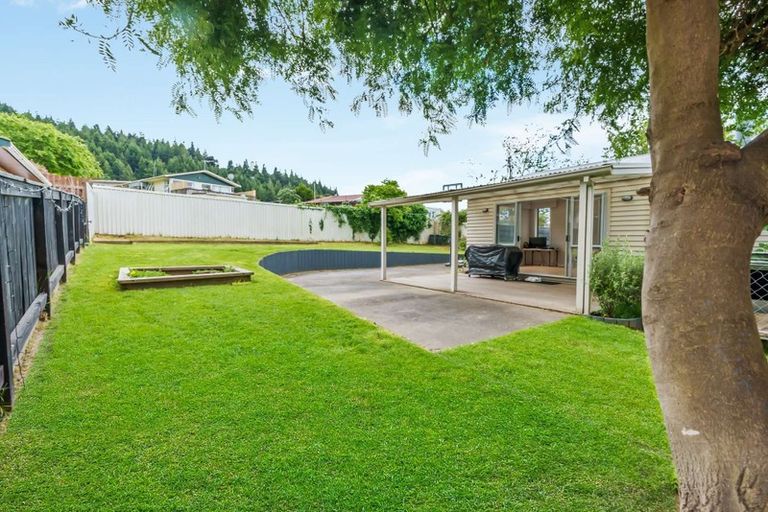 Photo of property in 9 Teal Place, Selwyn Heights, Rotorua, 3015