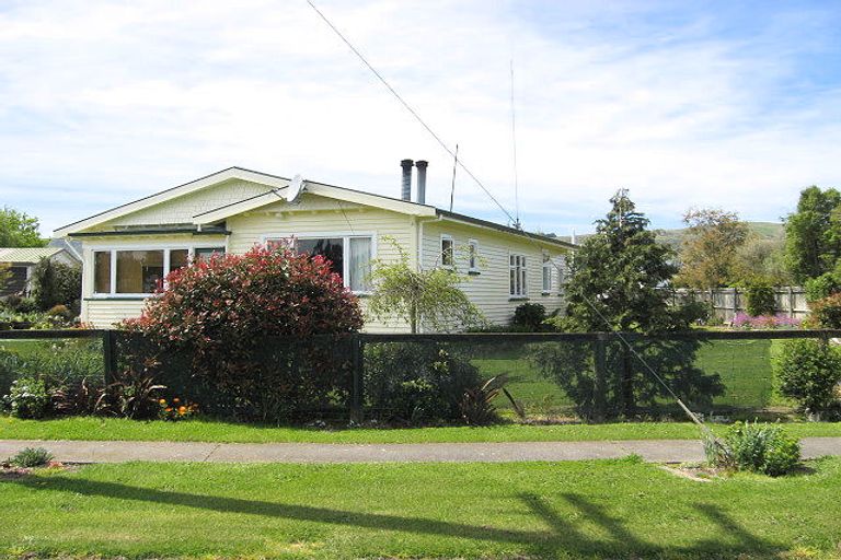 Photo of property in 18 Levin Road, Cheviot, 7310