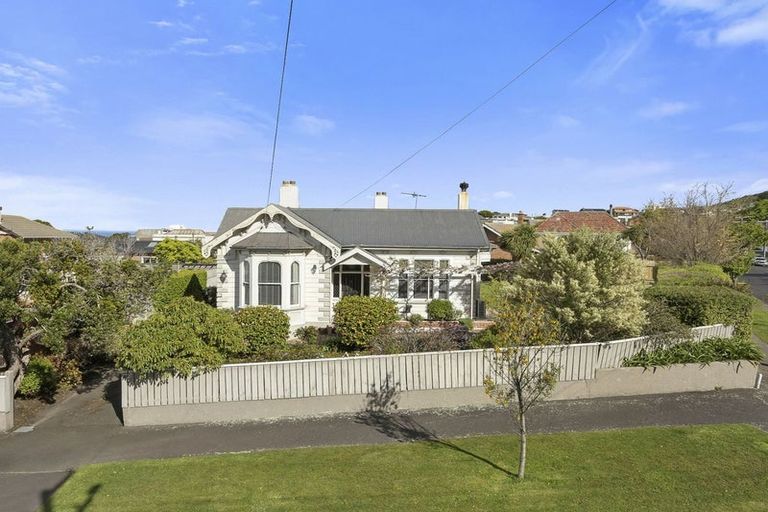 Photo of property in 41 Sandringham Street, Saint Clair, Dunedin, 9012