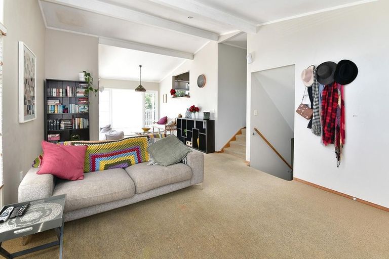 Photo of property in 68 Alexander Avenue, Torbay, Auckland, 0630