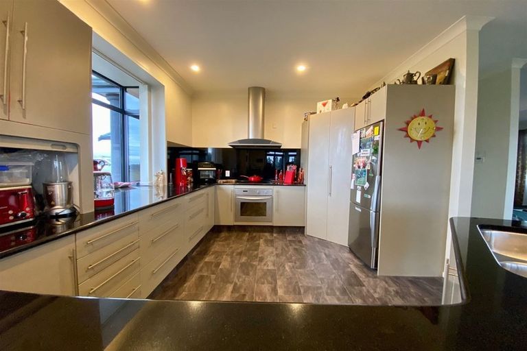 Photo of property in 290 Old Port Road, Warepa, Balclutha, 9273