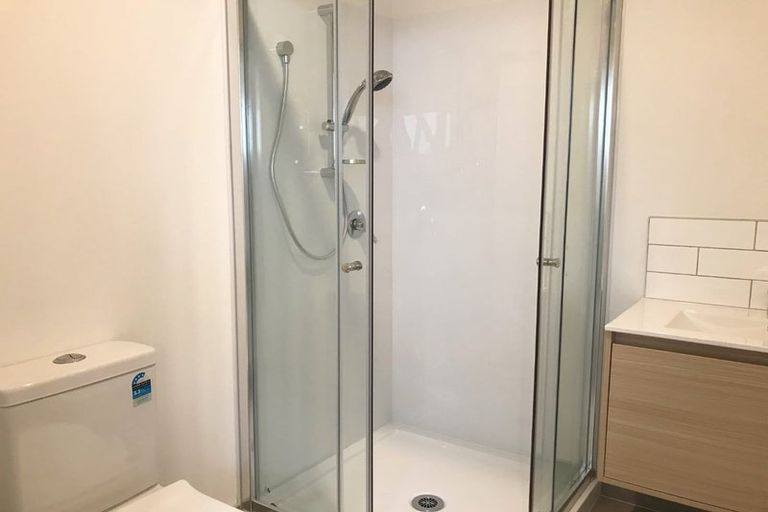 Photo of property in 12 Whai Hua Lane, Mangere Bridge, Auckland, 2022