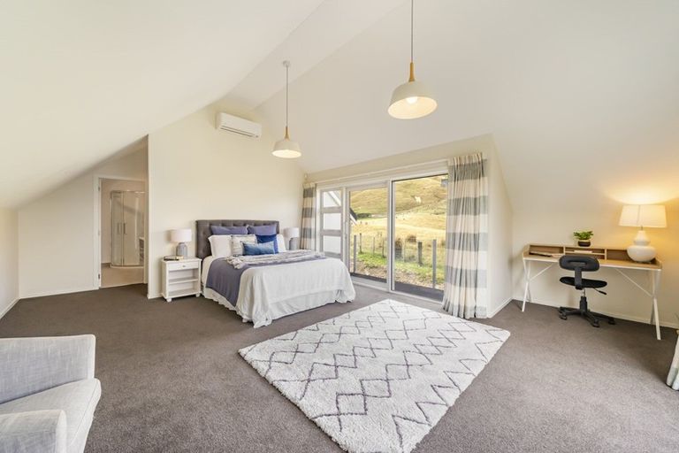 Photo of property in 800 Ohariu Valley Road, Ohariu, Wellington, 6037