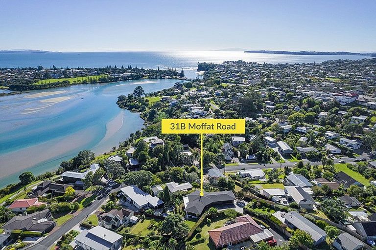 Photo of property in 31b Moffat Road, Red Beach, 0932