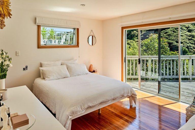 Photo of property in 105 Cluny Road, Plimmerton, Porirua, 5026