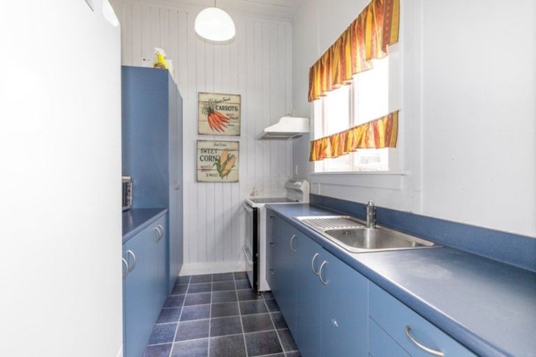 Photo of property in 76 Bay View Road, South Dunedin, Dunedin, 9012