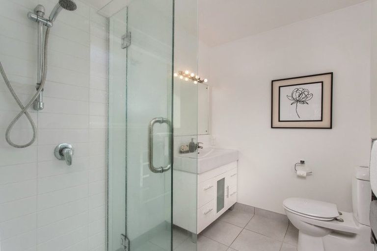 Photo of property in 98 Condell Avenue, Papanui, Christchurch, 8053