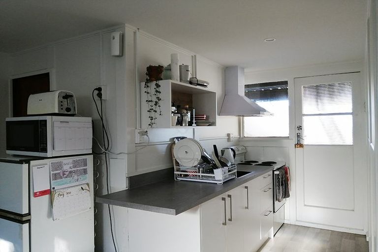 Photo of property in 8/23 Frederick Street, Waltham, Christchurch, 8011