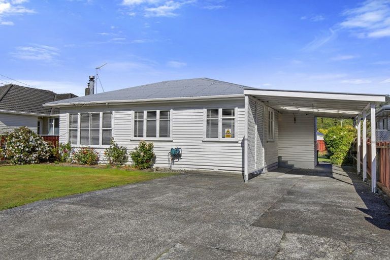 Photo of property in 131 Wise Street, Wainuiomata, Lower Hutt, 5014