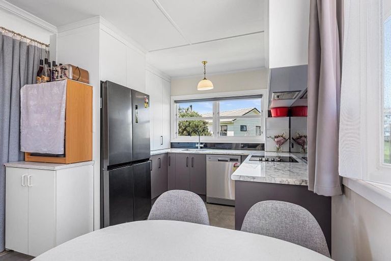 Photo of property in 5b Somerset Grove, Parkvale, Tauranga, 3112