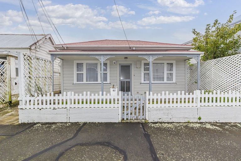 Photo of property in 67 Wright Street, Mount Cook, Wellington, 6021