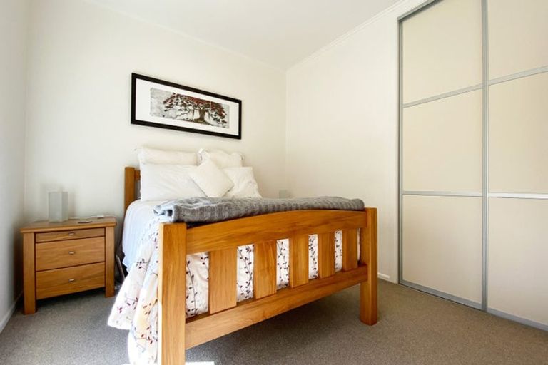 Photo of property in 2/37 Northumberland Avenue, Belmont, Auckland, 0622