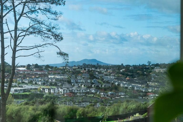 Photo of property in 29 Kewa Road, Albany Heights, Auckland, 0632