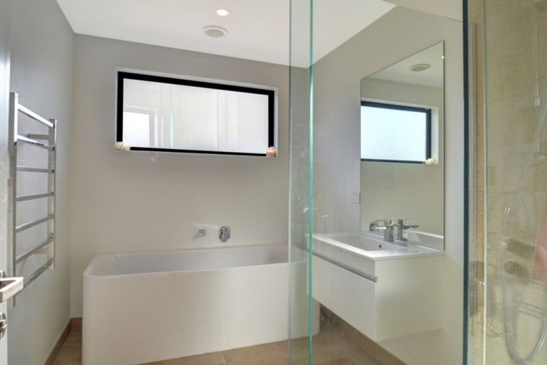 Photo of property in 15 Dewar Street, Lake Hayes, Queenstown, 9304