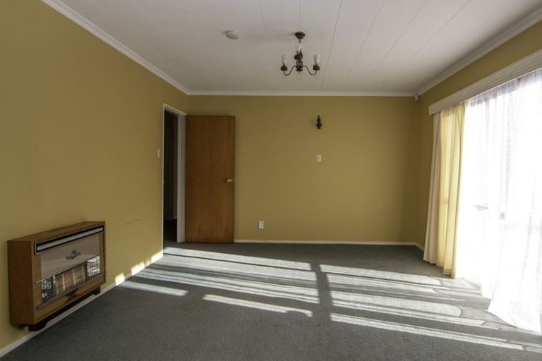Photo of property in 24 Stillwater Place, Westbrook, Palmerston North, 4412