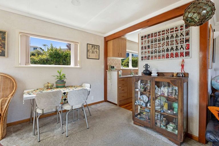 Photo of property in 4 Sardinha Place, Marfell, New Plymouth, 4310