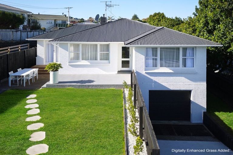 Photo of property in 107 Bellevue Road, Brookfield, Tauranga, 3110