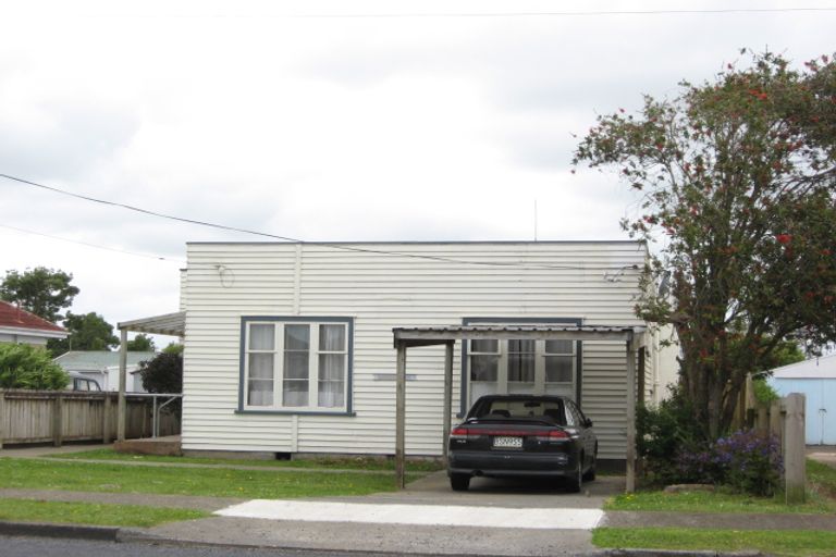 Photo of property in 85 Helvetia Road, Pukekohe, 2120