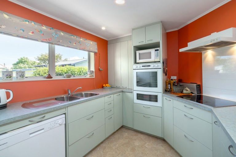 Photo of property in 183 West Street, Greytown, 5712