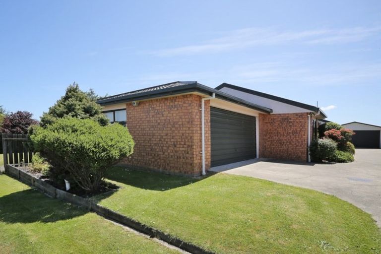 Photo of property in 22 Milford Street, Heidelberg, Invercargill, 9812