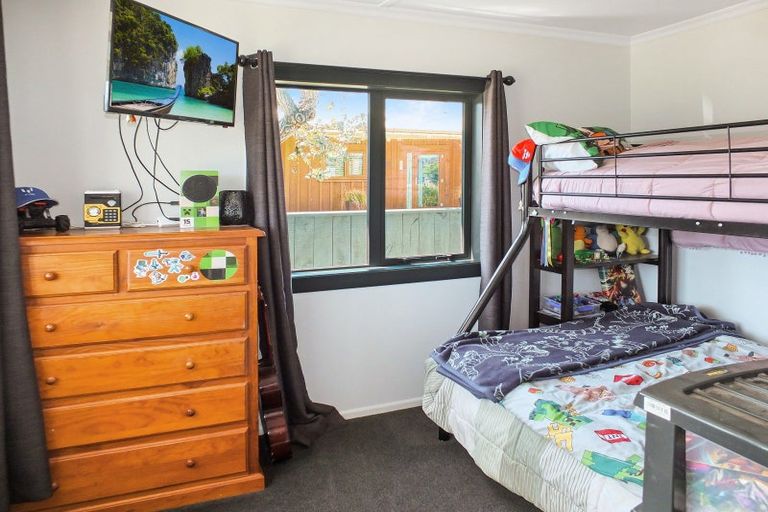 Photo of property in 55 Koputara Road, Himatangi Beach, Foxton, 4891