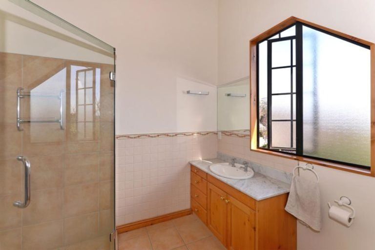 Photo of property in 14 D'urville Rise, Richmond, 7020