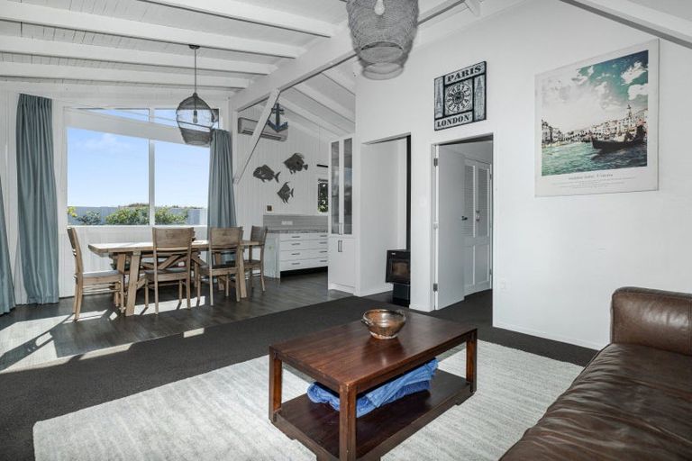 Photo of property in 624a Papamoa Beach Road, Papamoa Beach, Papamoa, 3118