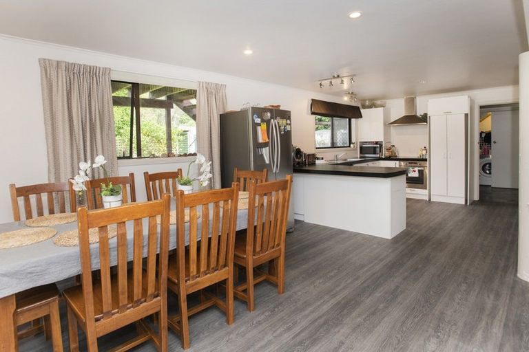 Photo of property in 6 Helyer Street, Ormond, Gisborne, 4071