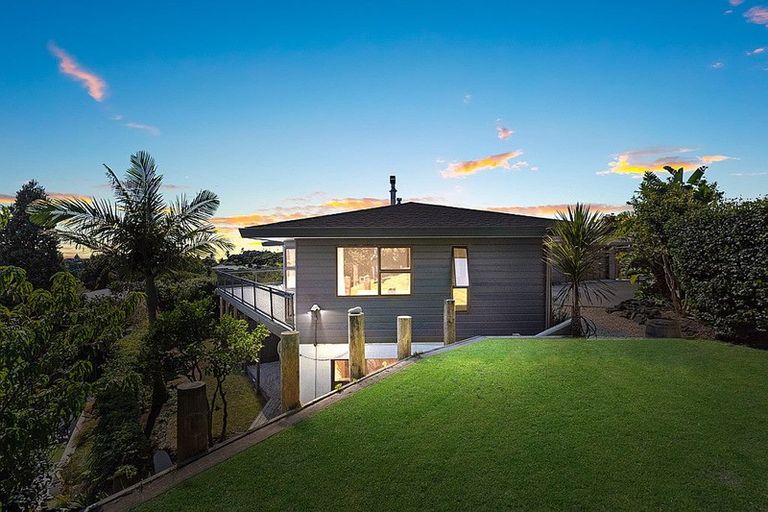 Photo of property in 31b Moffat Road, Red Beach, 0932