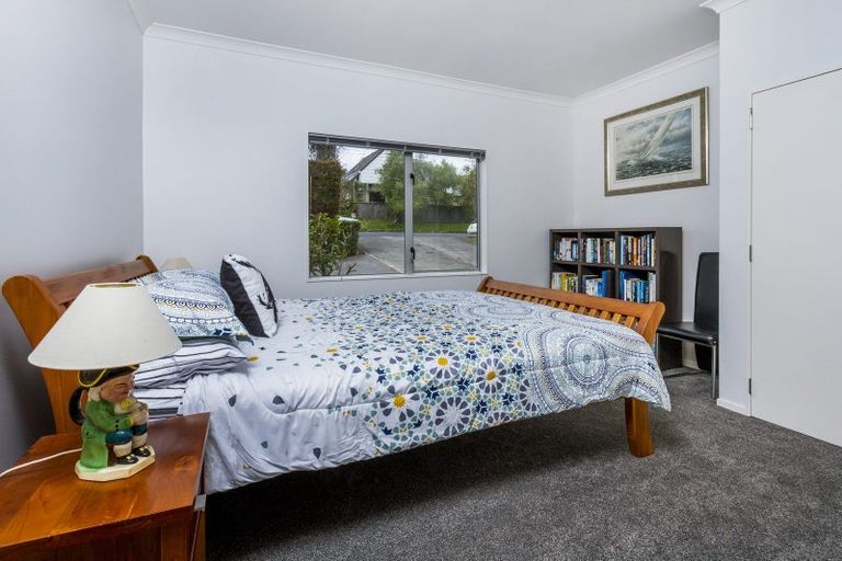 Photo of property in 75 Browns Bay Road, Browns Bay, Auckland, 0630