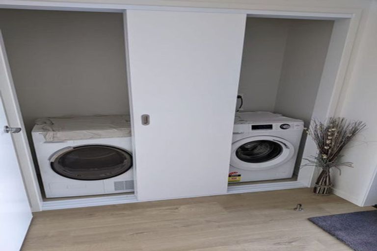 Photo of property in 46 Walter Merton Road, Hobsonville, Auckland, 0616