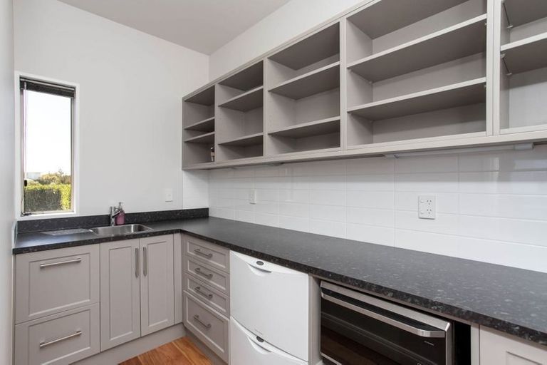 Photo of property in 3 Roystone Way, Huntsbury, Christchurch, 8022