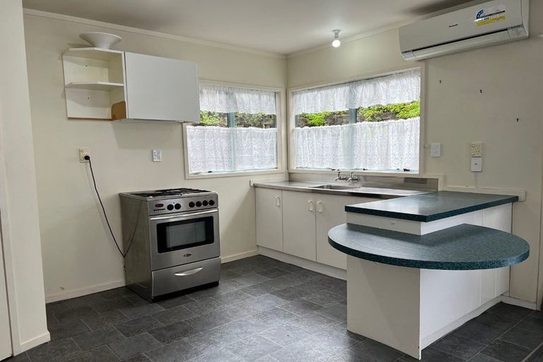 Photo of property in 5 Knights Drive, Hillpark, Auckland, 2102
