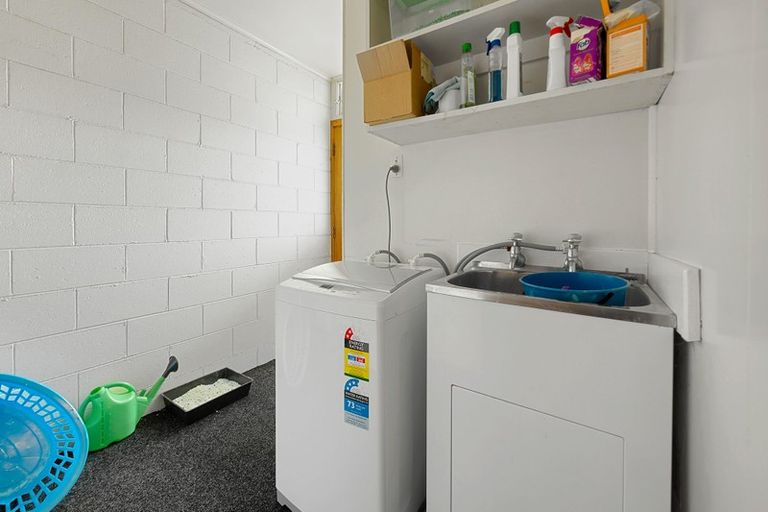 Photo of property in 8c Swan Street, Gore, 9710