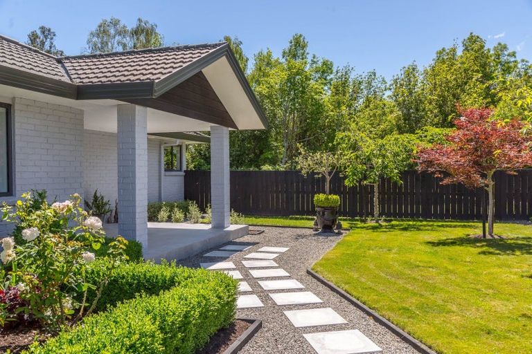 Photo of property in 95d Kuratawhiti Street, Greytown, 5794