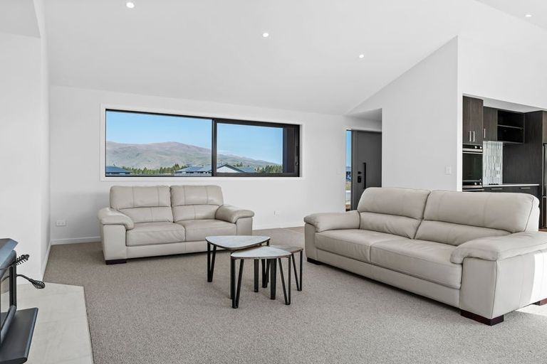 Photo of property in 38 Lakeland Avenue, Twizel, 7901