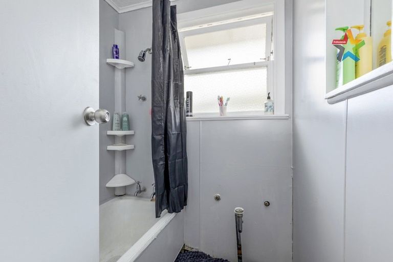 Photo of property in 54 Holland Street, Wainuiomata, Lower Hutt, 5014