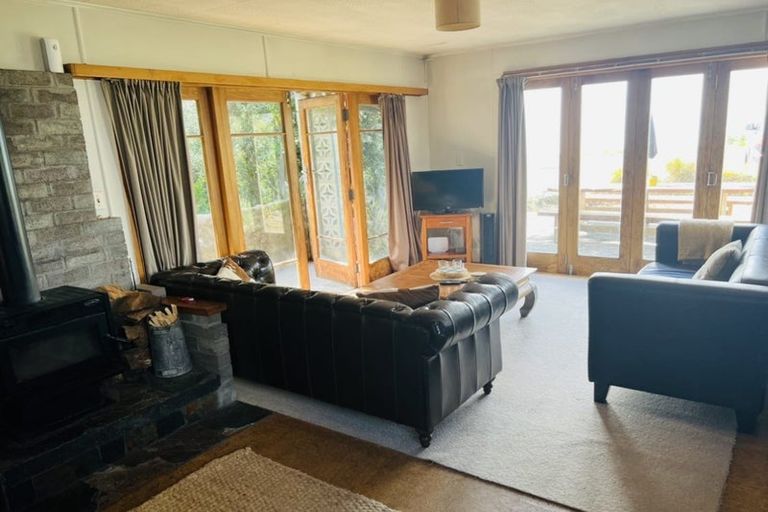 Photo of property in 124 North Shore Road, Eskdale, Napier, 4182