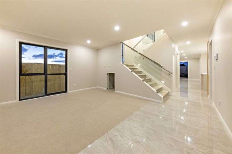 Photo of property in 38 Tinaku Road, Flat Bush, Auckland, 2019