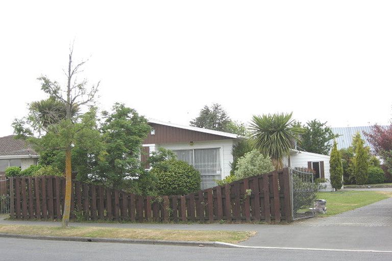 Photo of property in 44 Ashwood Street, Parklands, Christchurch, 8083