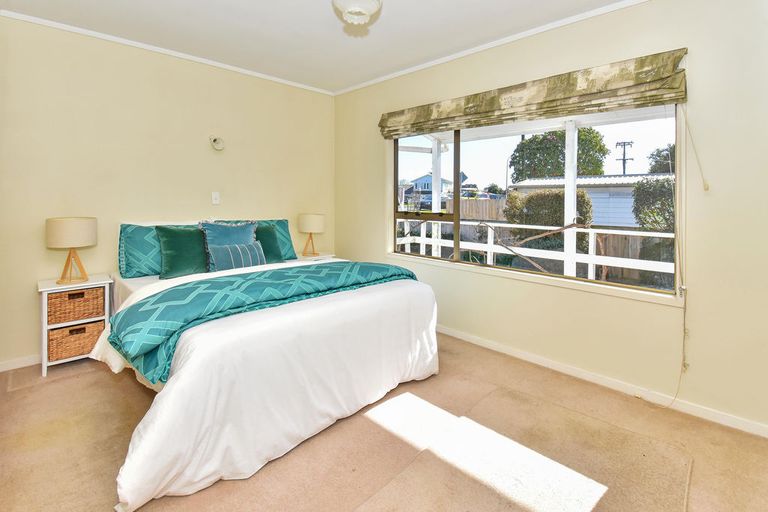 Photo of property in 446a Great South Road, Opaheke, Papakura, 2113