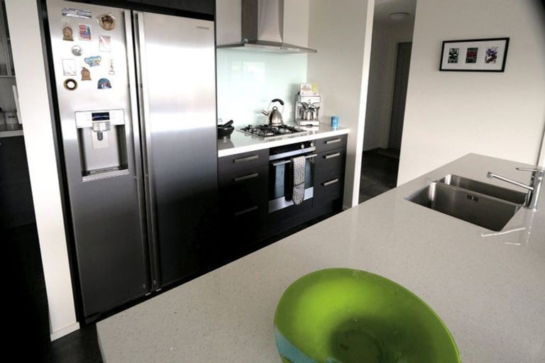 Photo of property in 17 Stile Place, Pukekohe, 2120