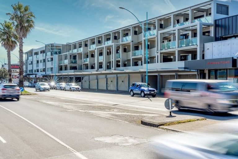 Photo of property in Paramount Apartments, 14/281 Maunganui Road, Mount Maunganui, 3116